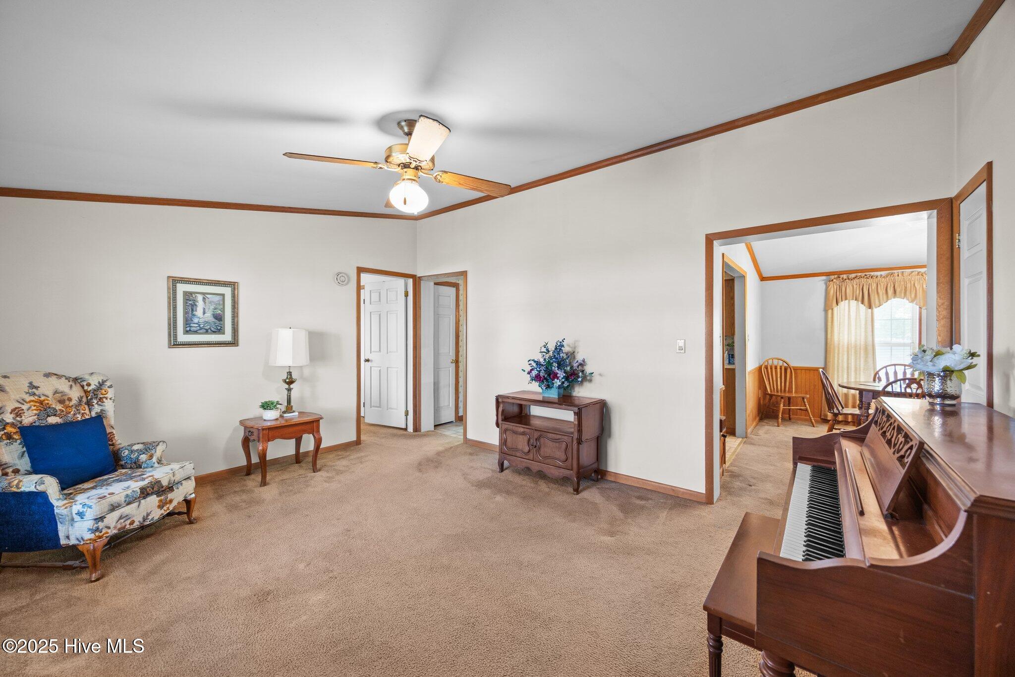 1032 Ball Road Washington, NC 27889 - Photo 22 of 50 LIVING ROOM