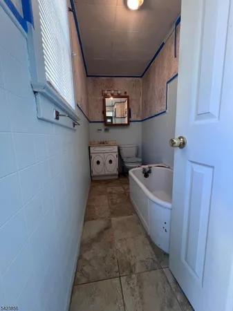 $399,999 | 317 Dietz Street, Roselle, NJ 07203