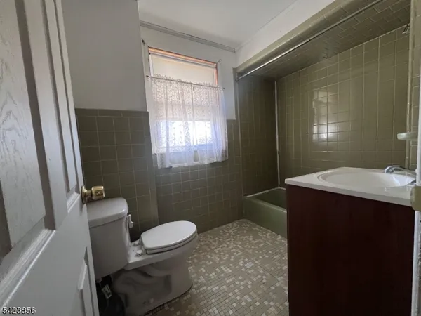 $399,999 | 317 Dietz Street, Roselle, NJ 07203