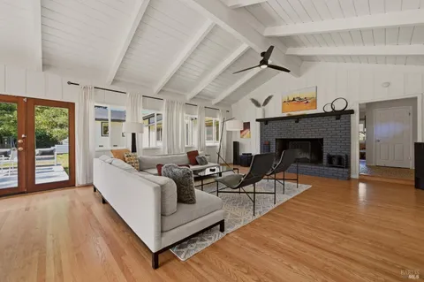 $1,695,000 | 8174 Whited Road, Sebastopol, CA 95472