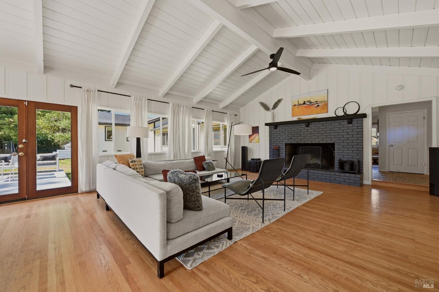 8174 Whited Road Sebastopol, CA 95472 - Photo 13 of 52