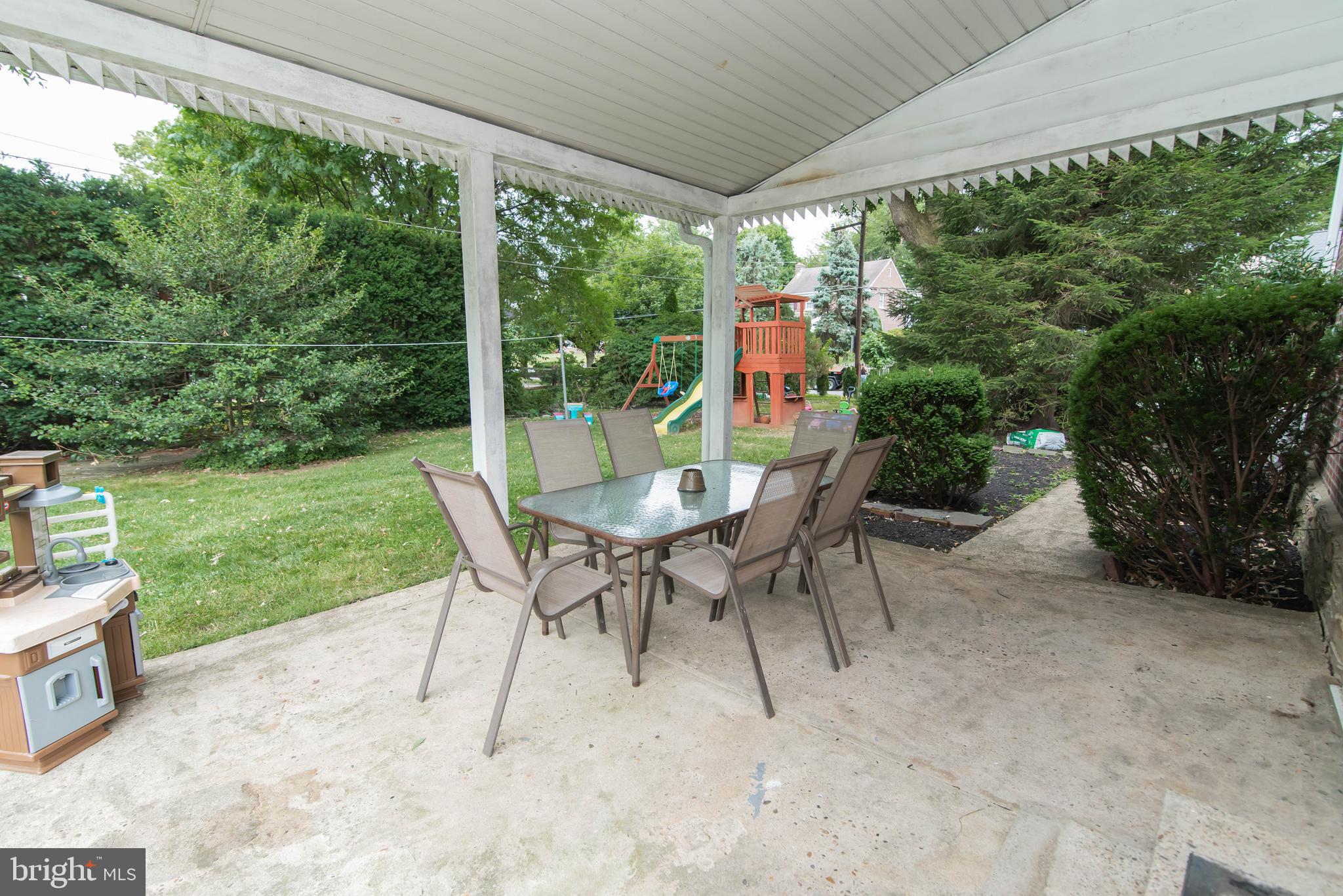 7401 Barclay Road Cheltenham, PA 19012 - Photo 11 of 36