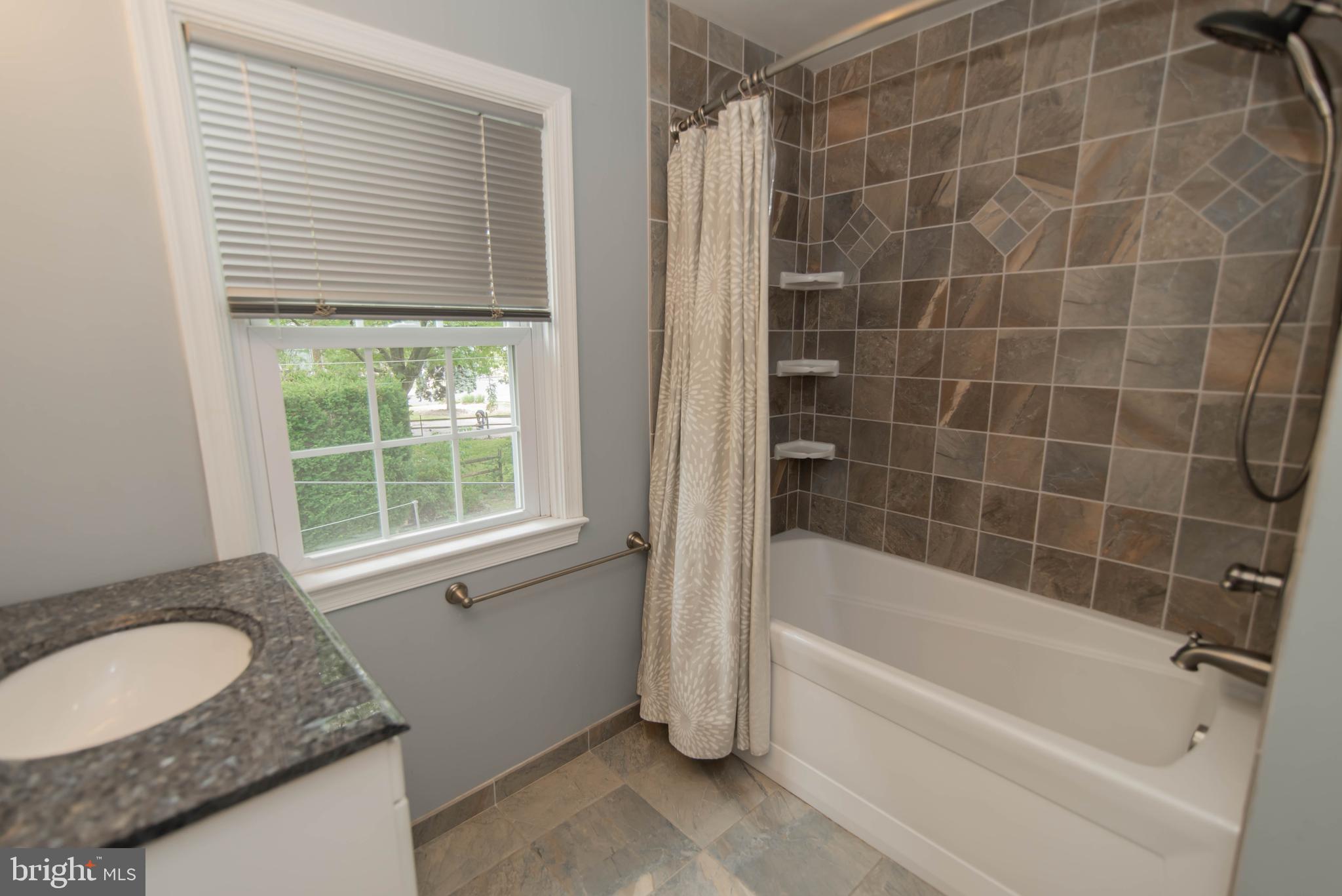 7401 Barclay Road Cheltenham, PA 19012 - Photo 31 of 36