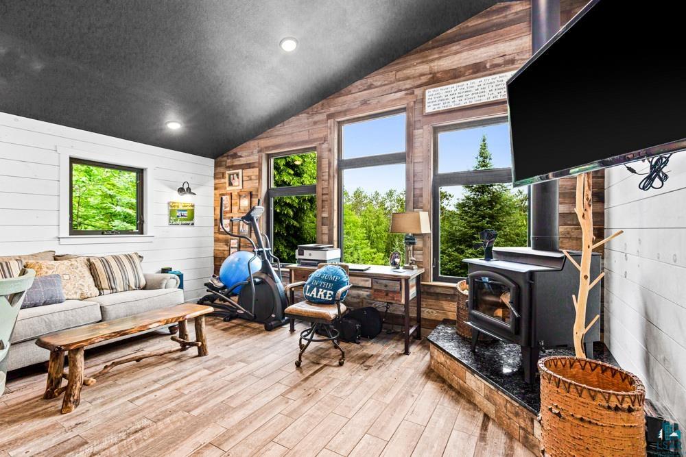 4184 Northeast Van Road Duluth, MN 55803 - Photo 12 of 47 Gallery Image 12