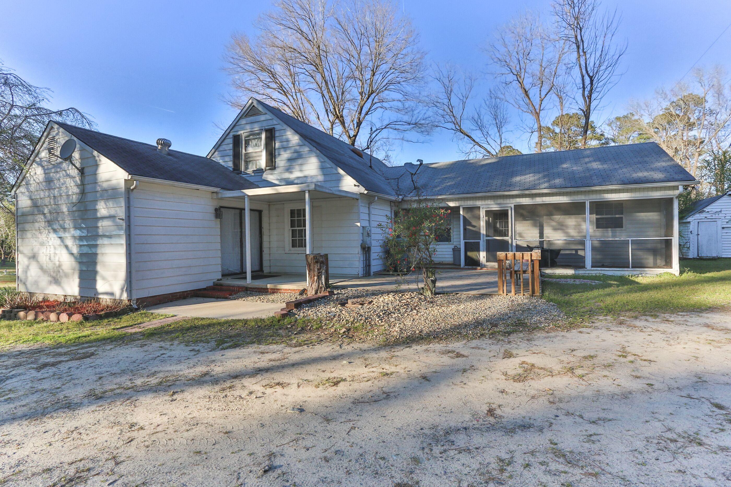 1018 Richmond Road Rockingham, NC 28379 - Photo 27 of 33 24