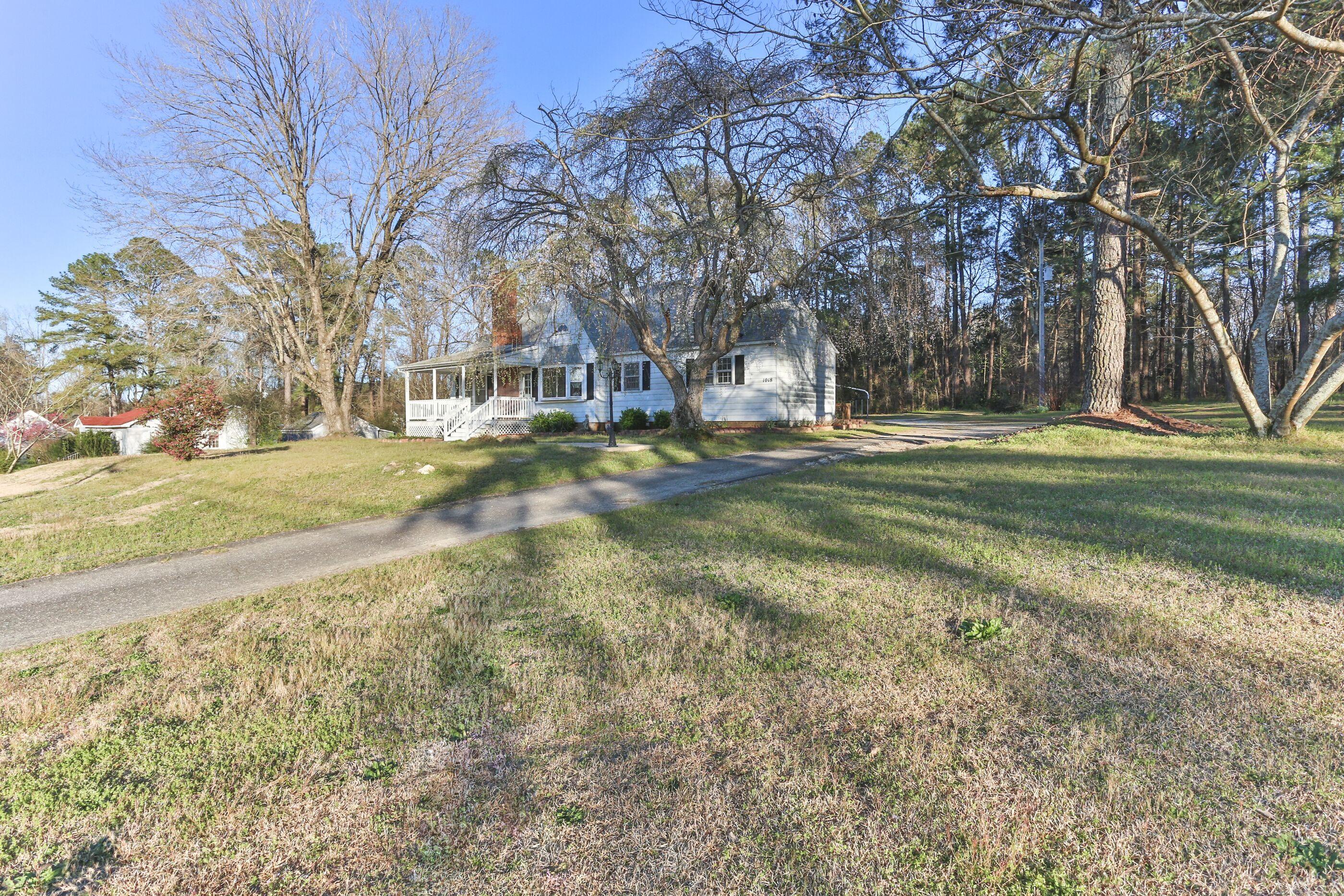 1018 Richmond Road Rockingham, NC 28379 - Photo 3 of 33 33
