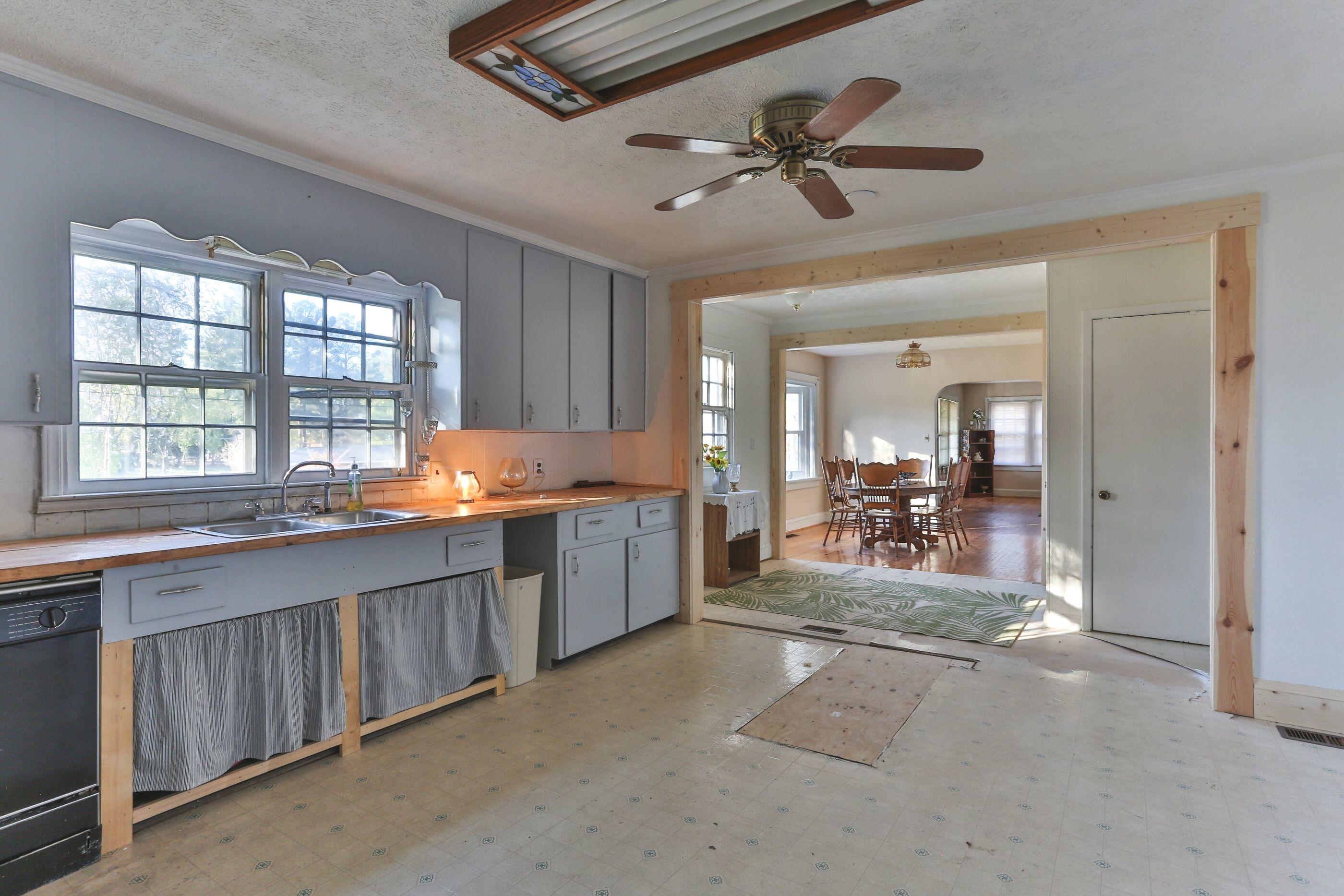 1018 Richmond Road Rockingham, NC 28379 - Photo 9 of 33 6
