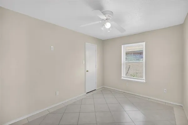 $2,300 | 7016 Snowivy Court, Arlington, TX 76001