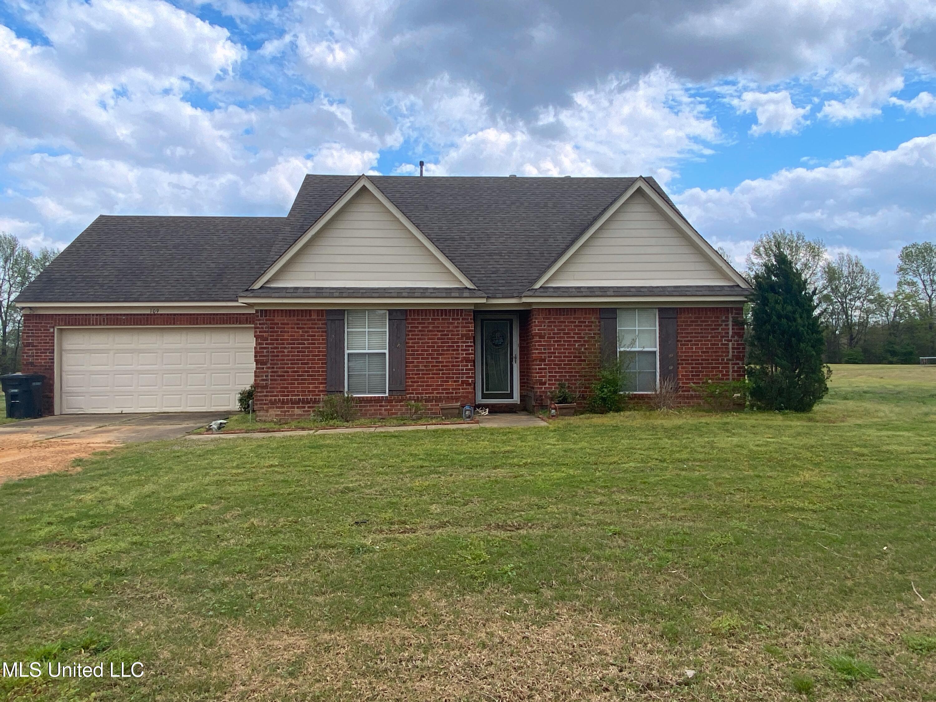109 Emily Lynn Road Sarah, MS 38665 - Photo 1 of 1 IMG_4733