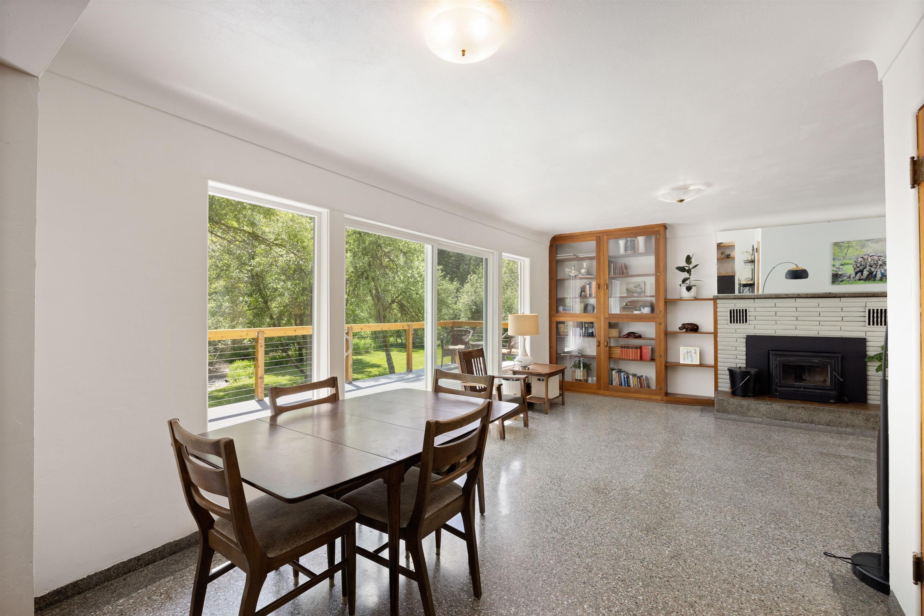 15110 North Shady Slope Road Mead, WA 99021 - Photo 8 of 44 Gallery Image 8