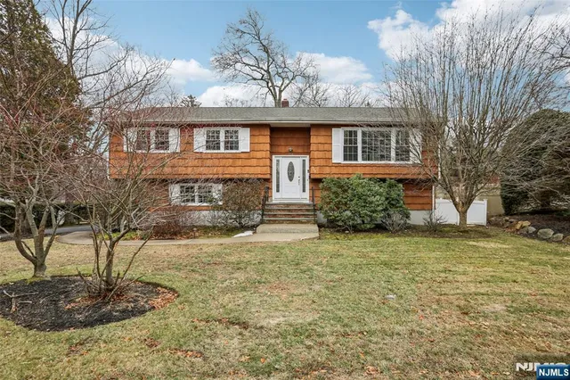 $4,200 | 254 Darlington Avenue, Ramsey, NJ 07446