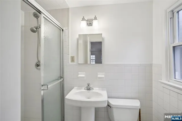 $4,200 | 254 Darlington Avenue, Ramsey, NJ 07446