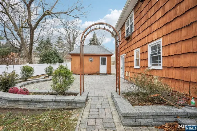 $4,200 | 254 Darlington Avenue, Ramsey, NJ 07446