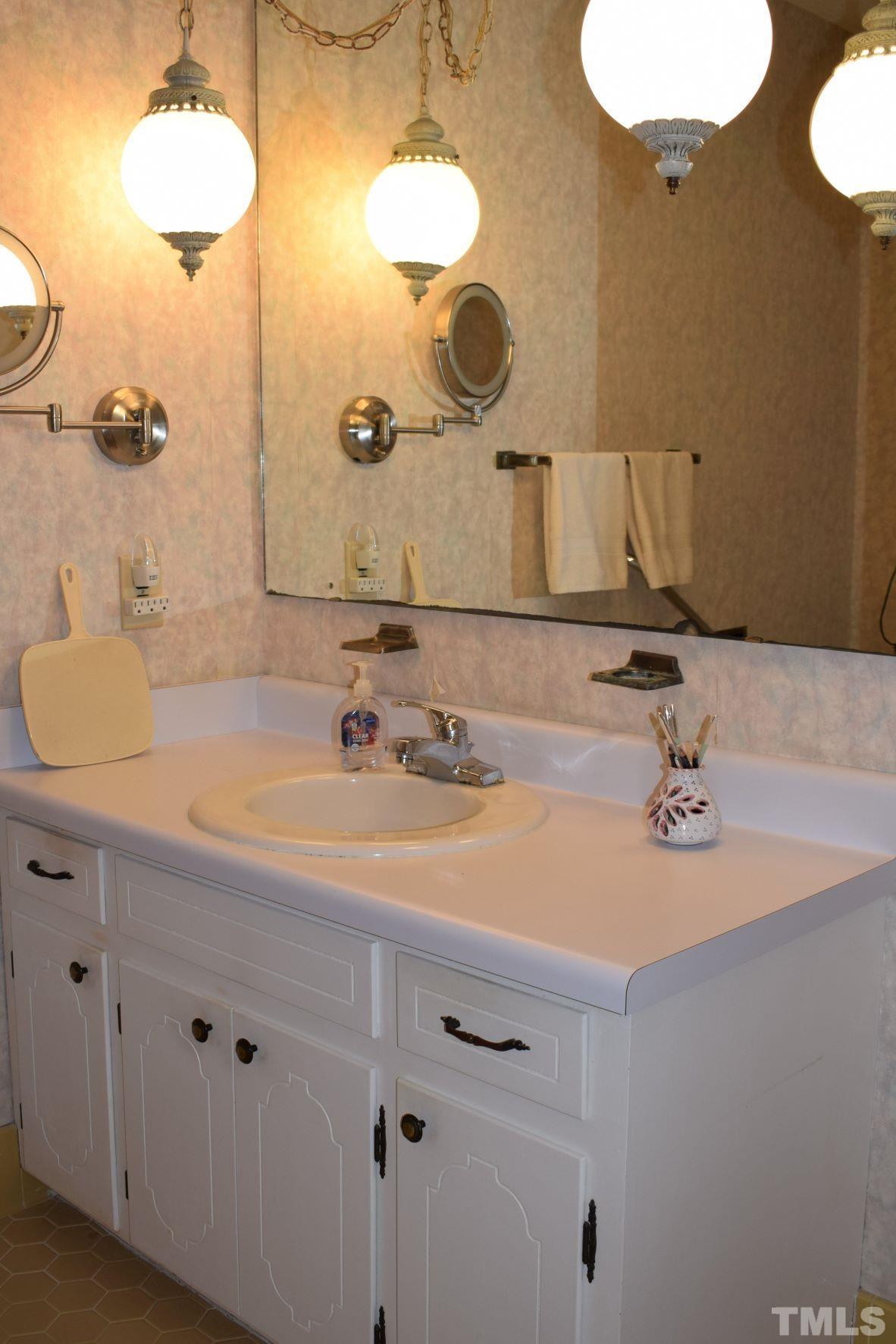 2204 Rangecrest Road Raleigh, NC 27612 - Photo 18 of 28 Master Bathroom