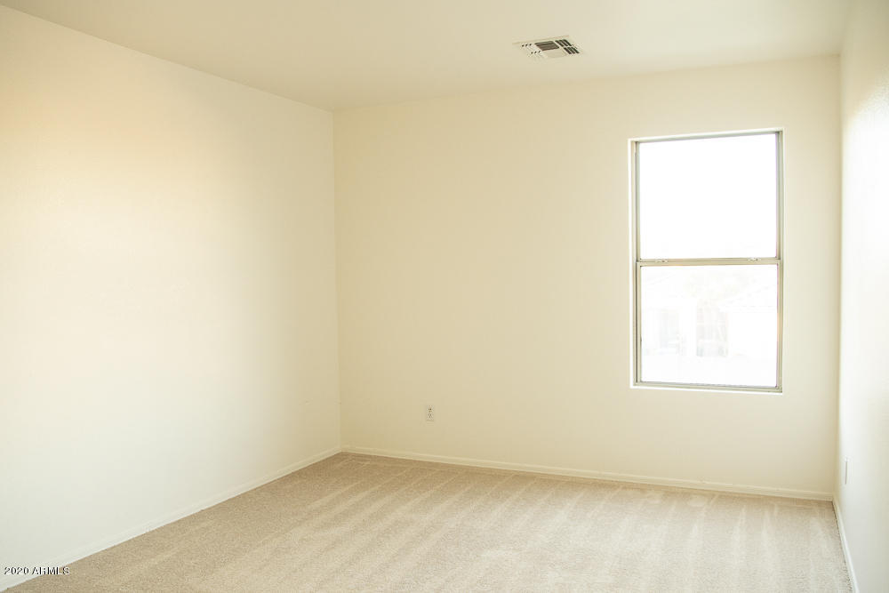 2542 West Bloch Road Phoenix, AZ 85041 - Photo 19 of 23 Priscilla Ku 2-1 - 098