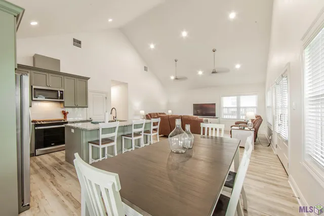 $475,000 | 6272 Bayouside Drive, Chauvin, LA 70344