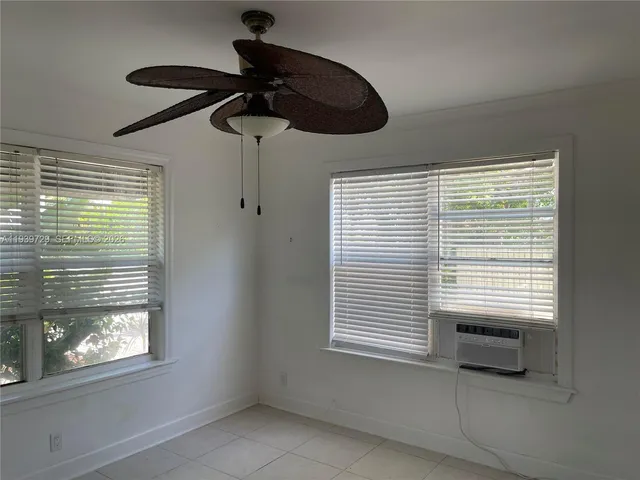 $2,000 | 119 Northeast 7th Avenue, Unit 1, Delray Beach, FL 33483