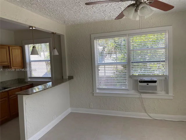 $2,000 | 119 Northeast 7th Avenue, Unit 1, Delray Beach, FL 33483