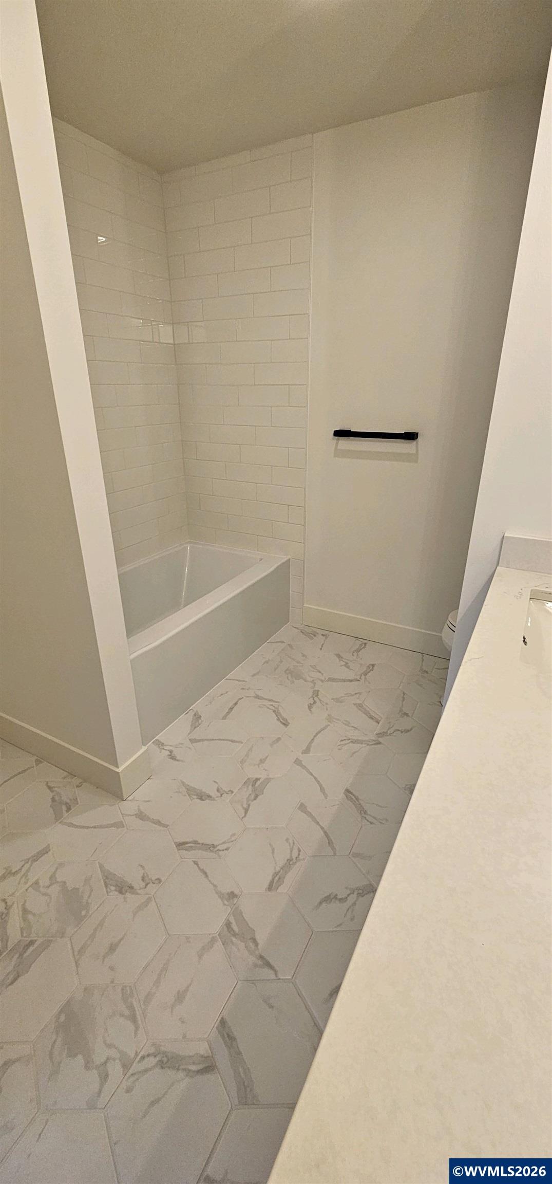 Model B Salishan Street Southeast Salem, OR 97302 - Photo 14 of 30 a view of bathroom