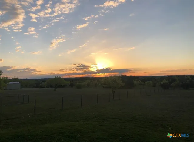 $376,000 | 242 County Road 3150, Kempner, TX 76539
