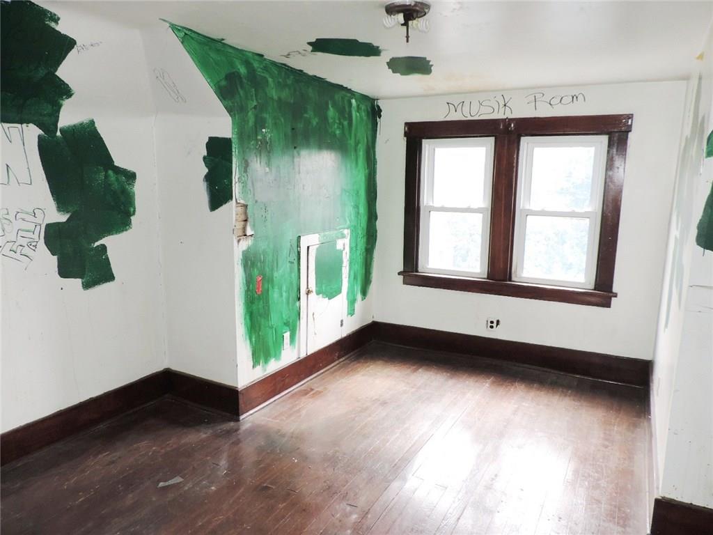 810 16th Street Ambridge, PA 15003 - Photo 15 of 18