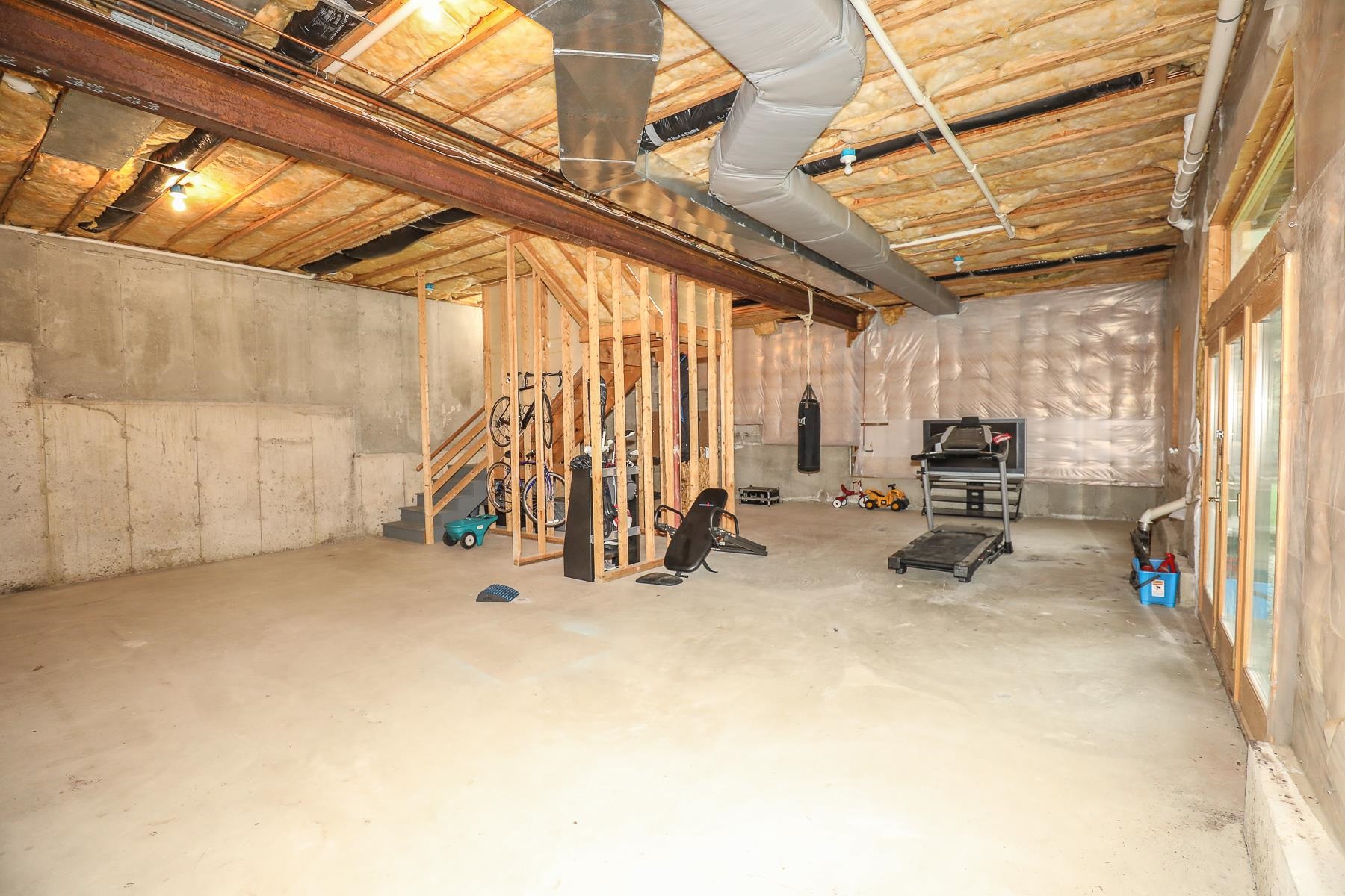 9 Apollo Way Salem, NH 03079 - Photo 34 of 39