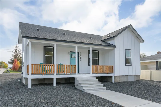 $234,900 | 405 West 2nd Street, Sprague, WA 99032