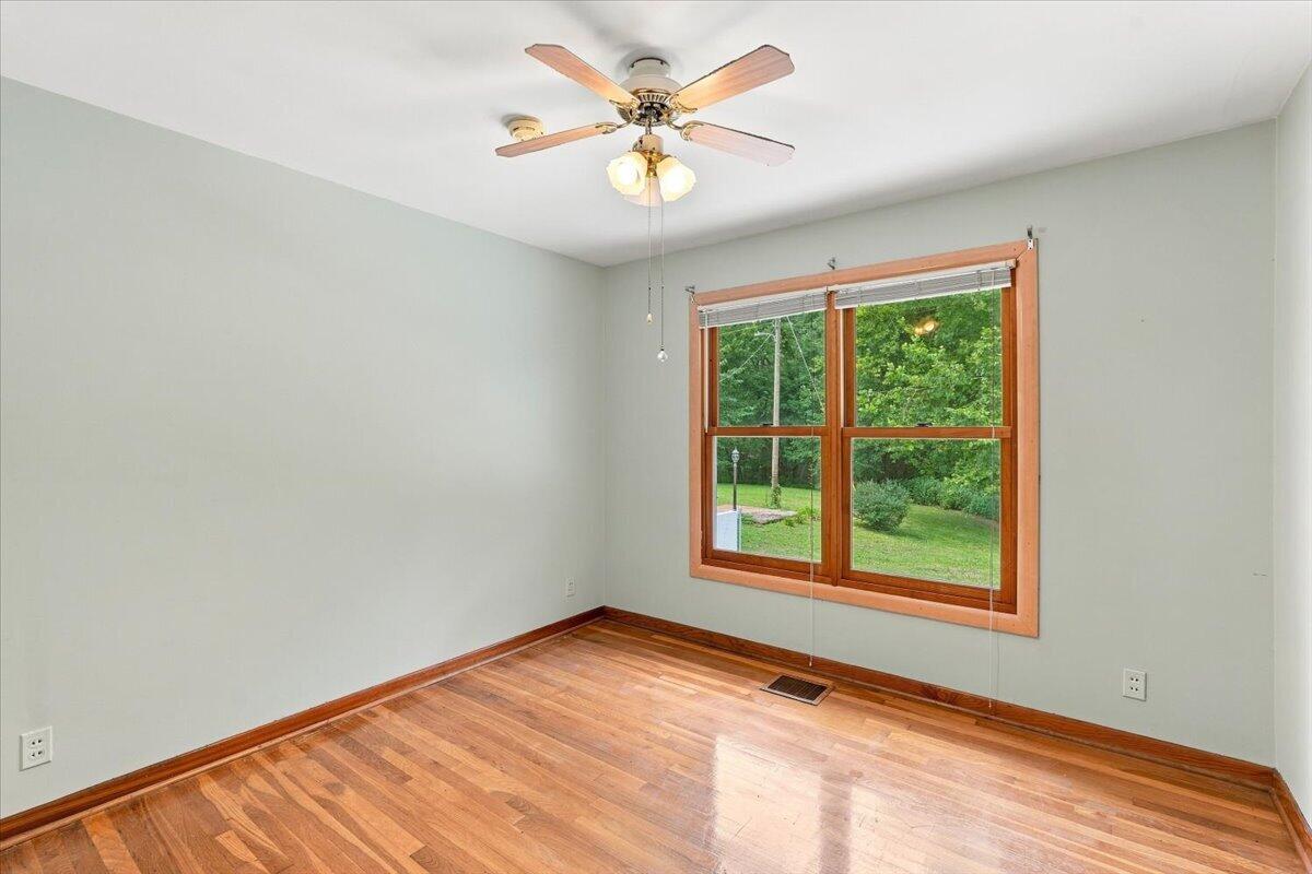 314 J D Bugg Road Fredonia, KY 42411 - Photo 20 of 69 28-DSC03494