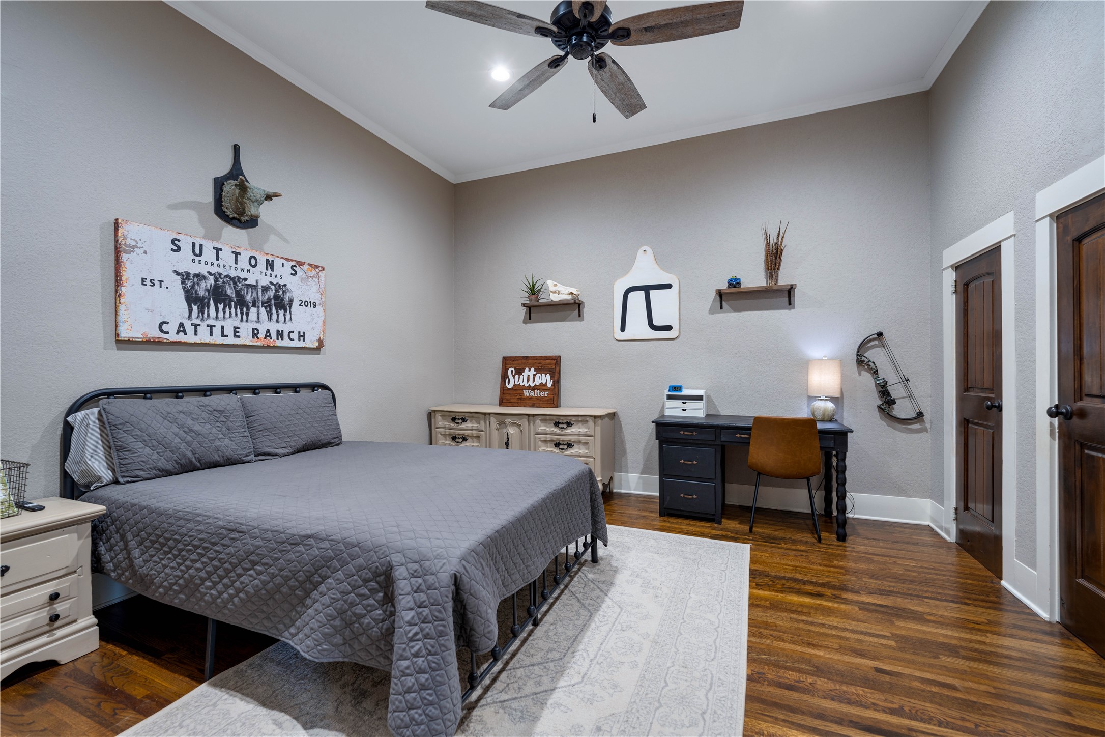 8323 East State Highway 29 Georgetown, TX 78626 - Photo 25 of 39 a bedroom with a bed and a dresser