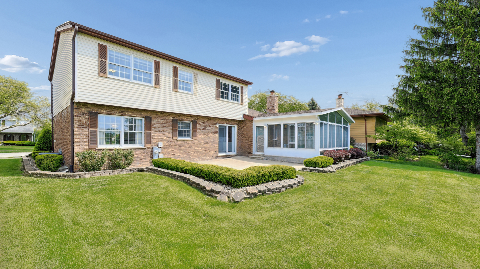 909 Surrey Road Addison, IL 60101 - Photo 26 of 27