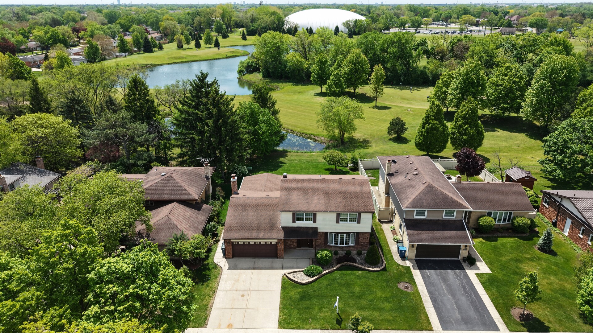 909 Surrey Road Addison, IL 60101 - Photo 27 of 27