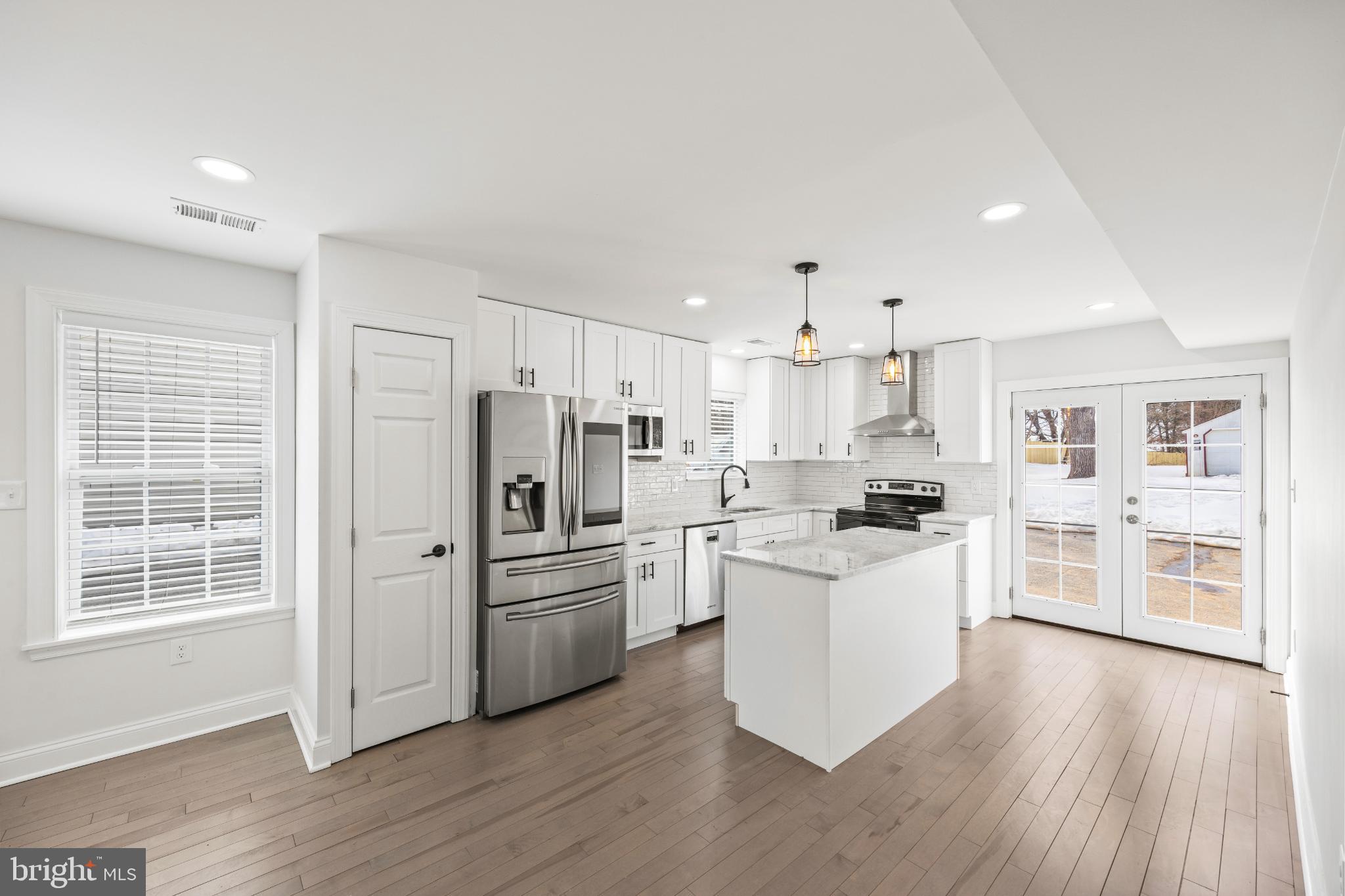 27700 Ridge Road Damascus, MD 20872 - Photo 2 of 32