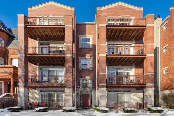 $3,000 | 4736 South Drexel Boulevard, Unit 1S, Chicago, IL 60615