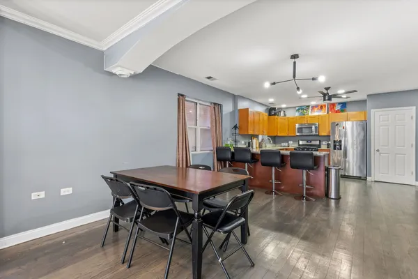 $3,000 | 4736 South Drexel Boulevard, Unit 1S, Chicago, IL 60615