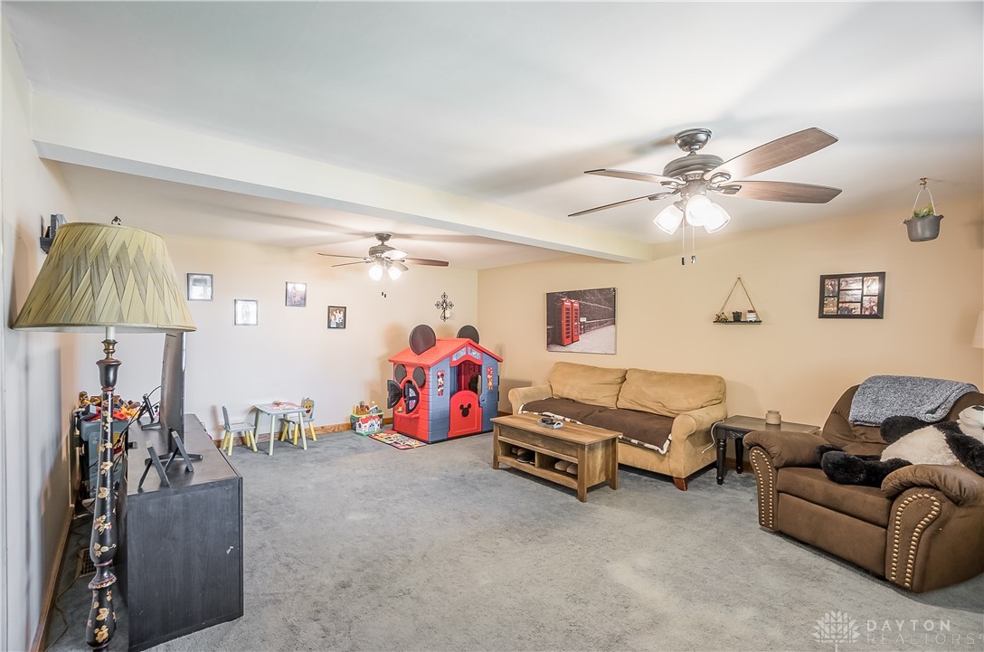 404 Garbry Road Piqua, OH 45356 - Photo 6 of 31 Gallery Image 6