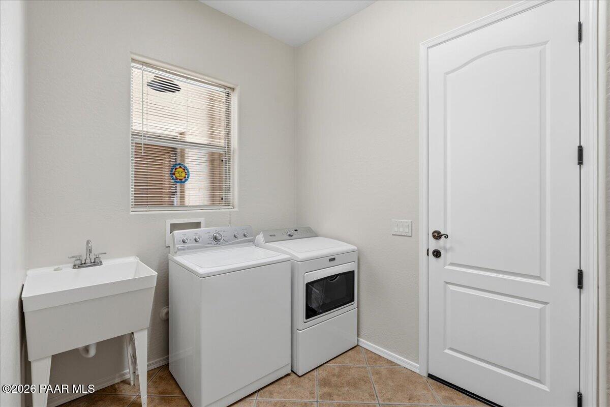 7437 East Beaver Valley Road Prescott Valley, AZ 86314 - Photo 29 of 48 27-Laundry Room