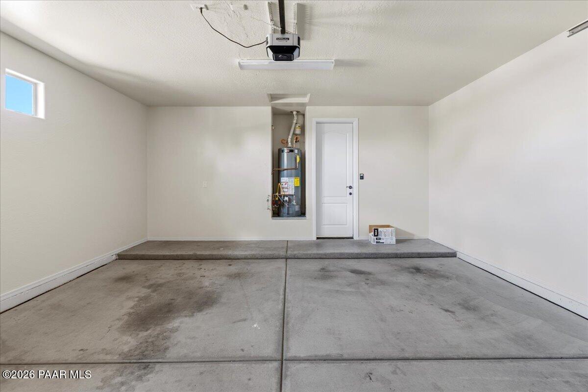 7437 East Beaver Valley Road Prescott Valley, AZ 86314 - Photo 35 of 48 28-Two Car Garage