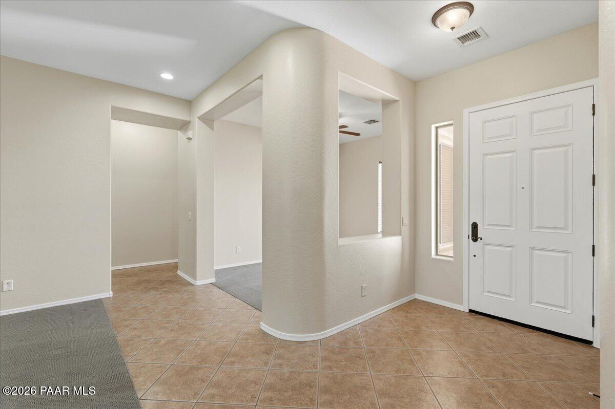7437 East Beaver Valley Road Prescott Valley, AZ 86314 - Photo 9 of 48 05-Foyer