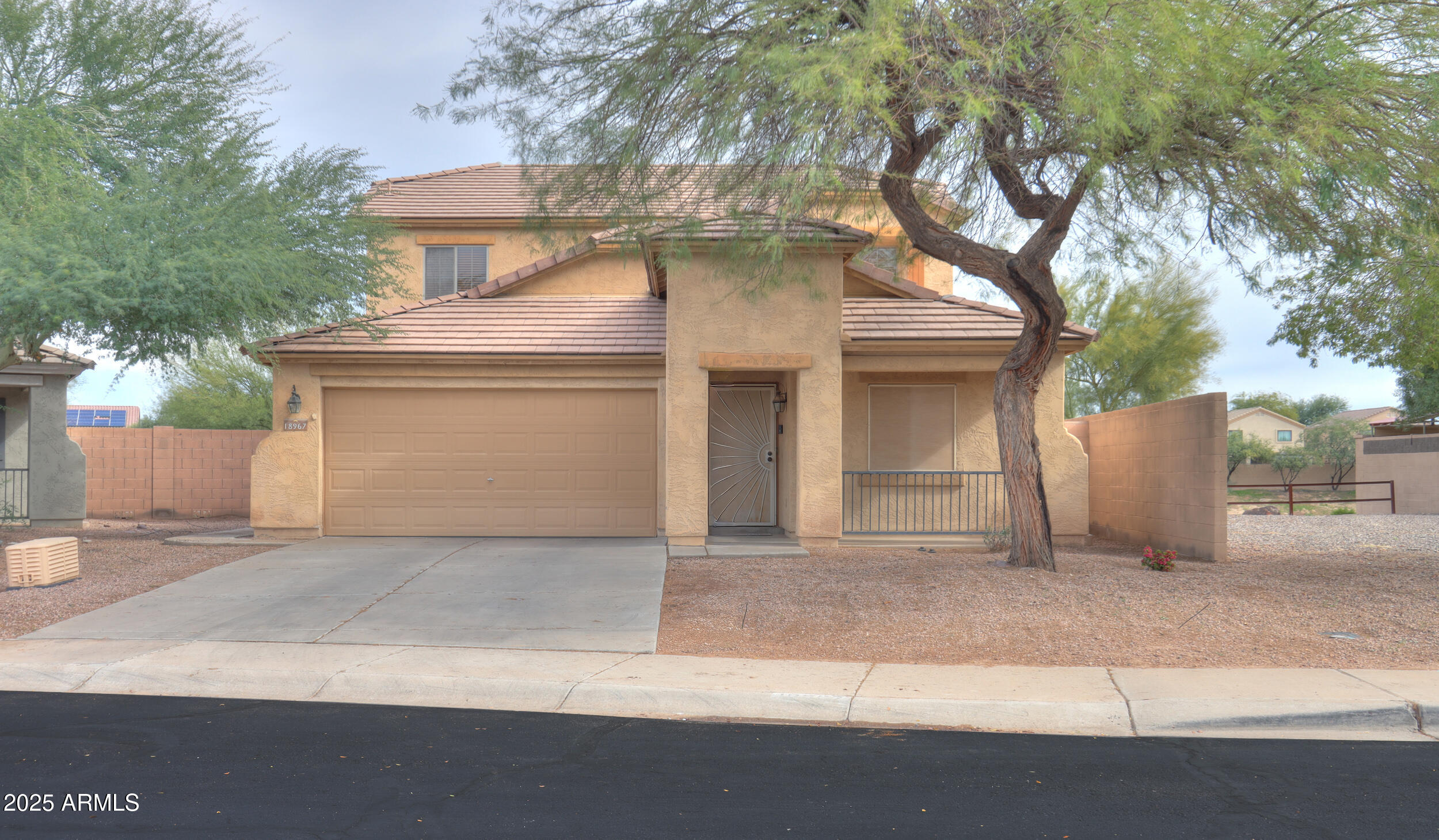 18967 North Leland Road Maricopa, AZ 85138 - Photo 1 of 27 01