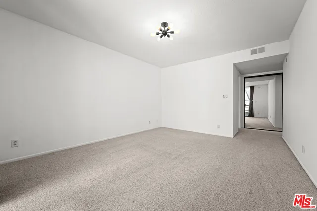 a view of empty room