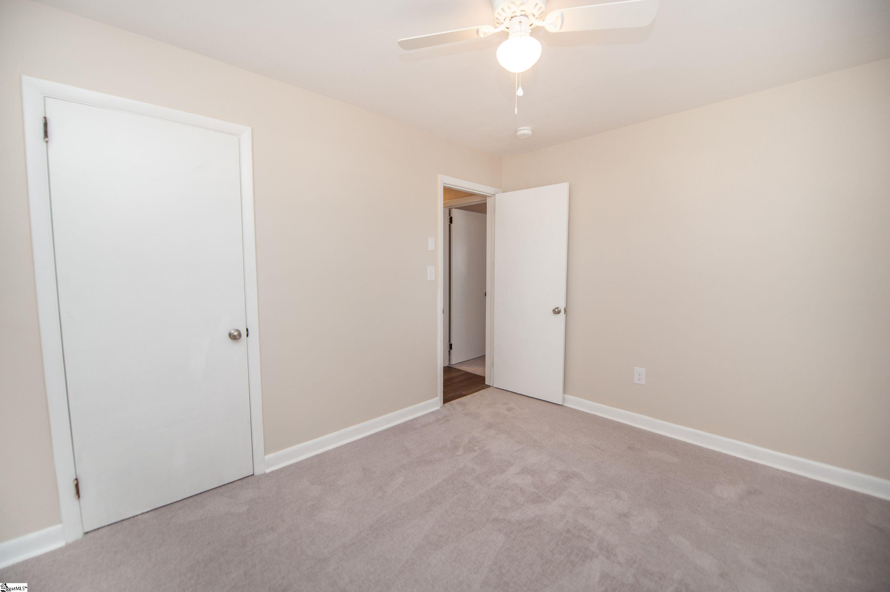 106 State Rd S-42-2249 Boiling Springs, SC 29316 - Photo 14 of 29