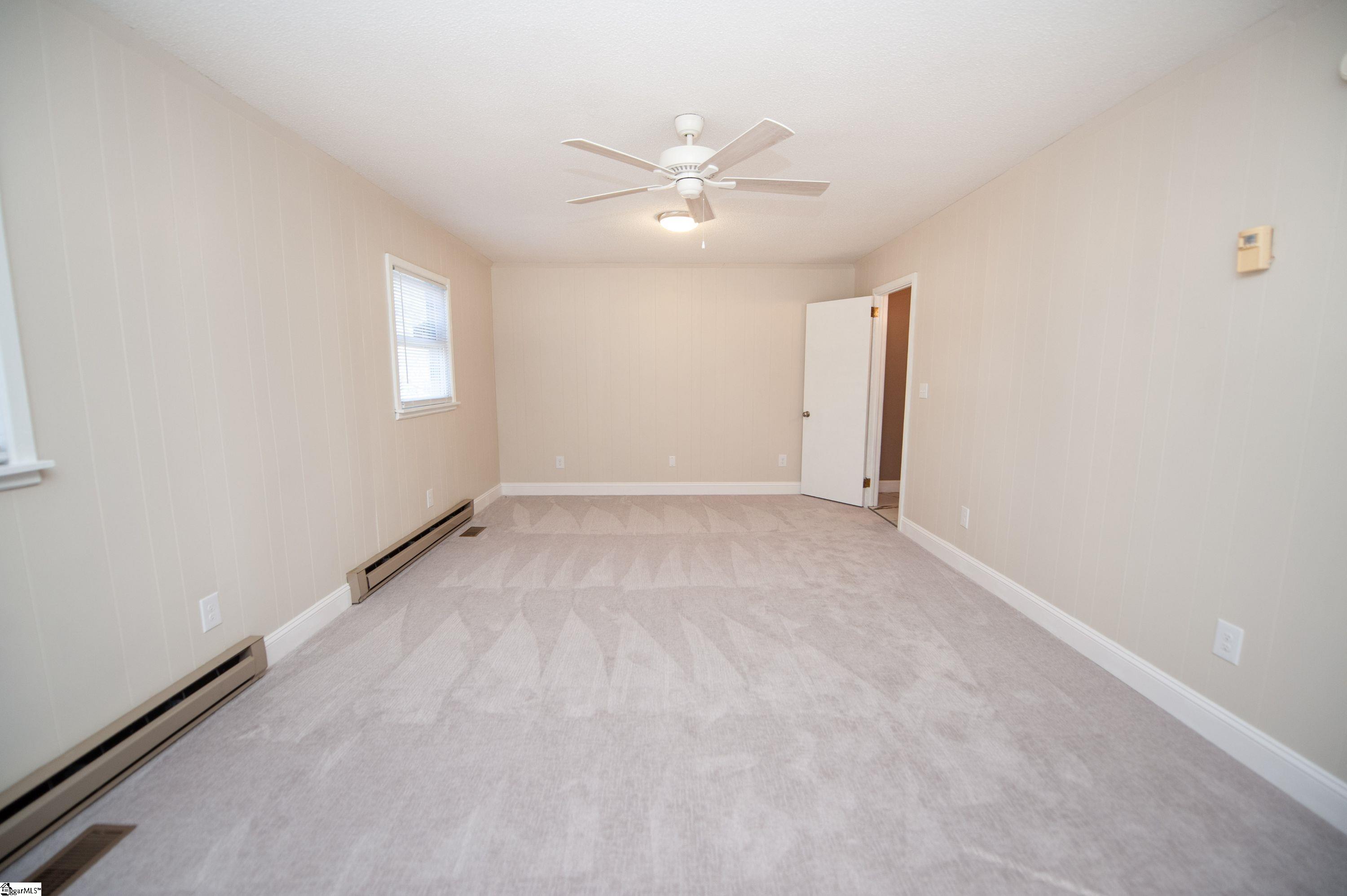 106 State Rd S-42-2249 Boiling Springs, SC 29316 - Photo 2 of 29