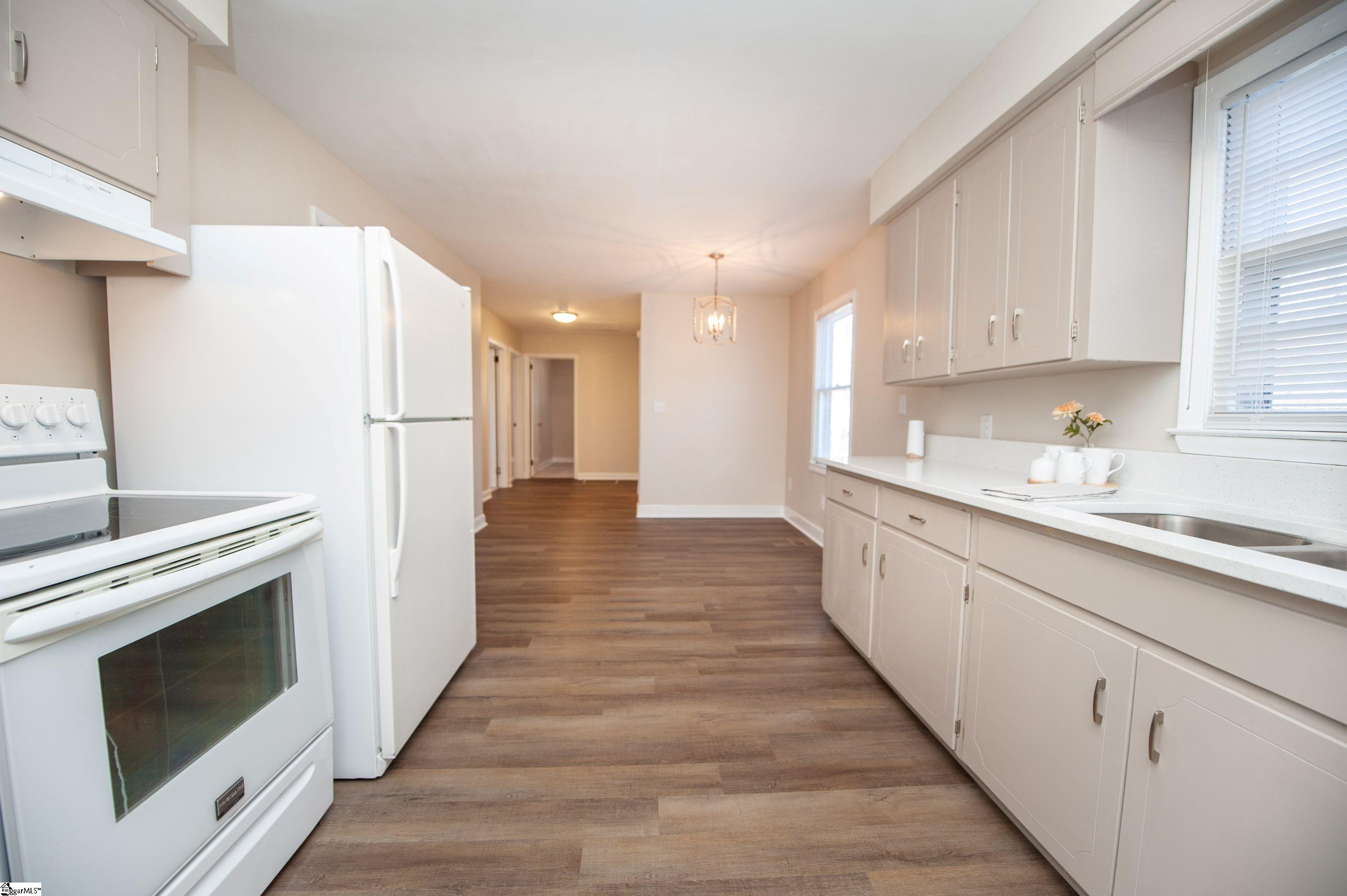 106 State Rd S-42-2249 Boiling Springs, SC 29316 - Photo 6 of 29