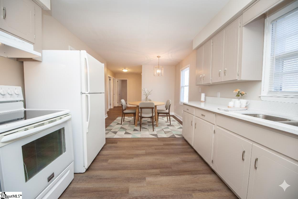 106 State Rd S-42-2249 Boiling Springs, SC 29316 - Photo 10 of 29