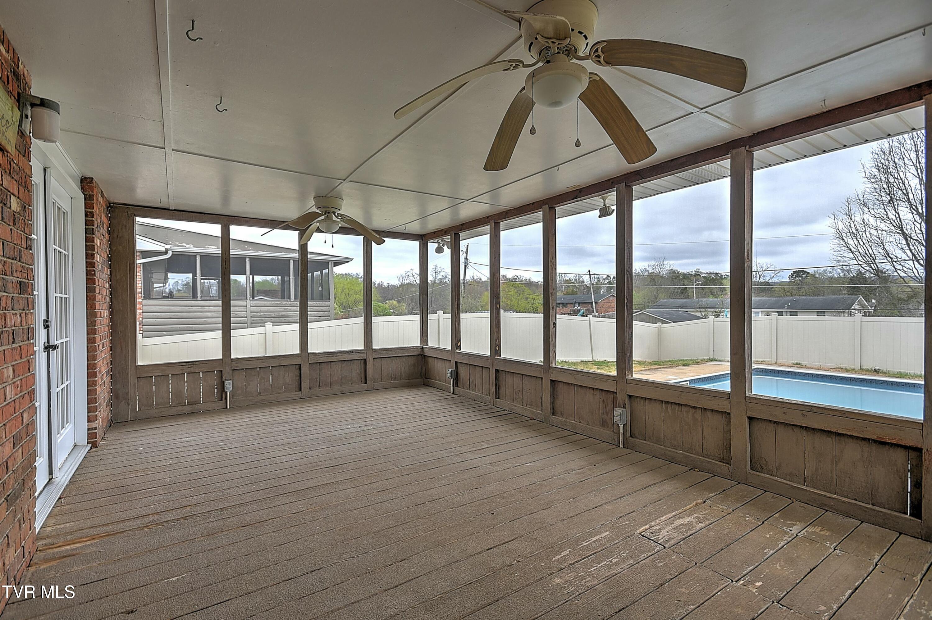 518 Spruce Street Mount Carmel, TN 37645 - Photo 41 of 52 tempImagerh8kow