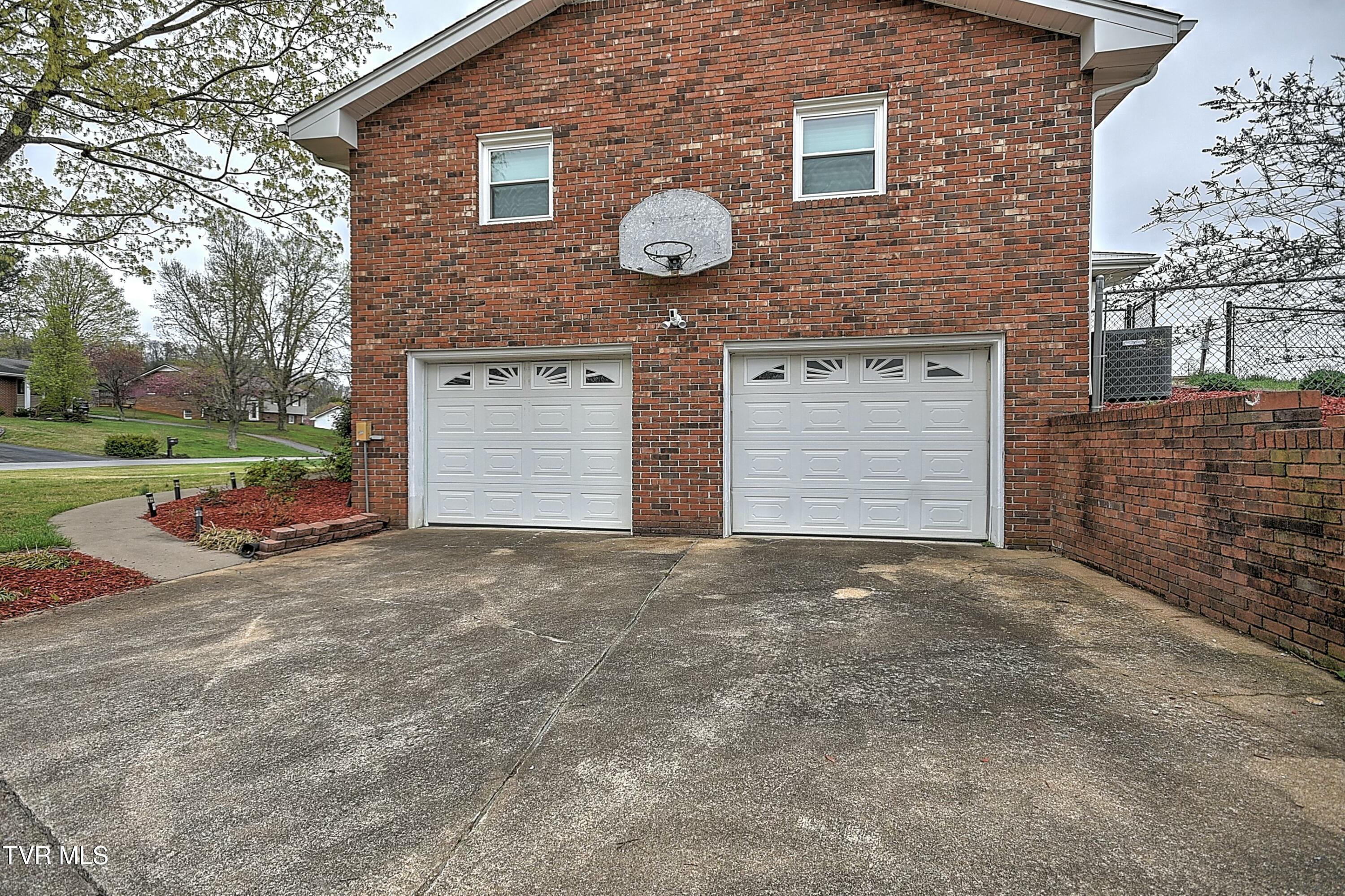 518 Spruce Street Mount Carmel, TN 37645 - Photo 42 of 52 tempImageqHYT6p