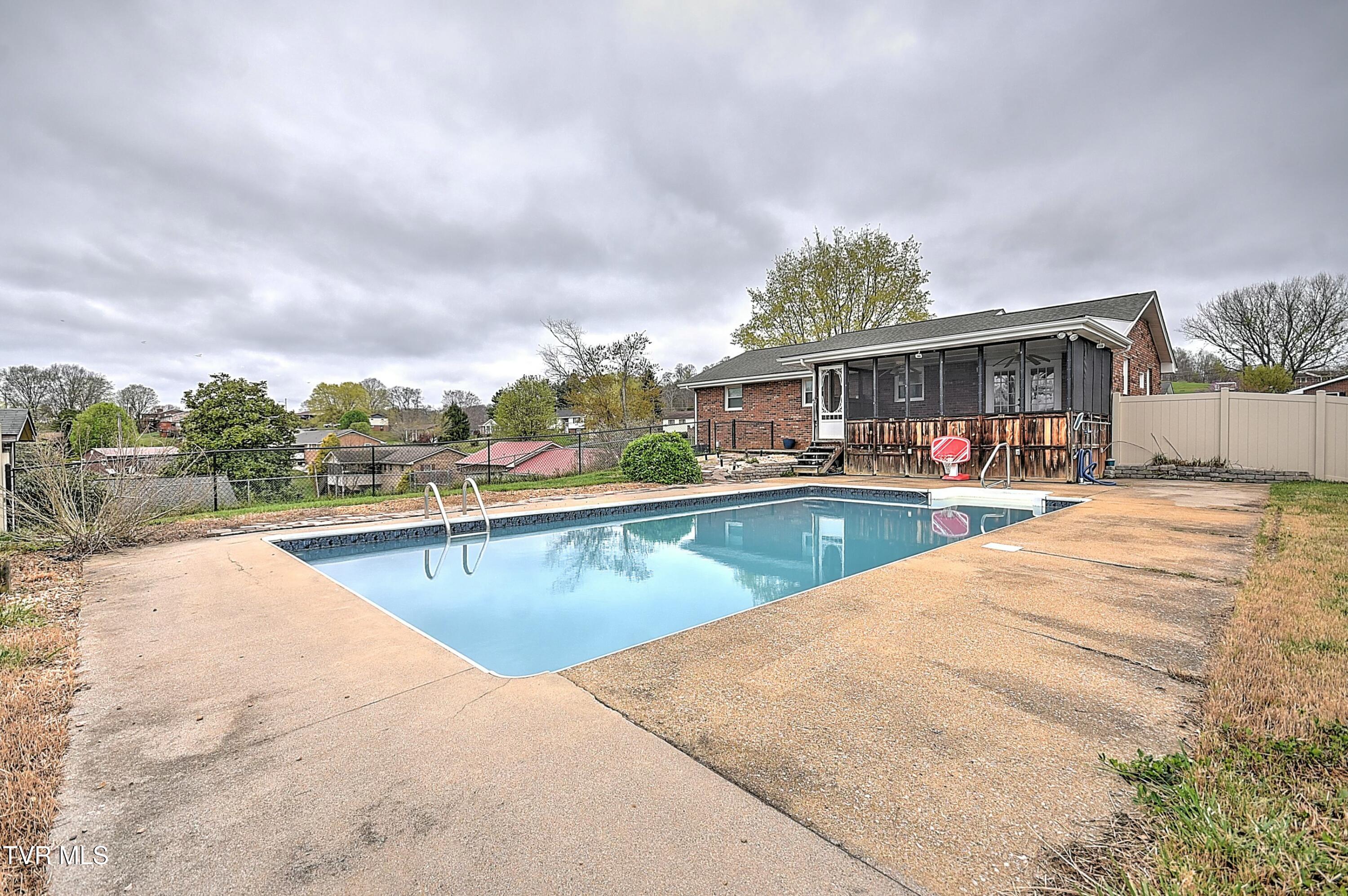 518 Spruce Street Mount Carmel, TN 37645 - Photo 51 of 52 tempImageMl6612