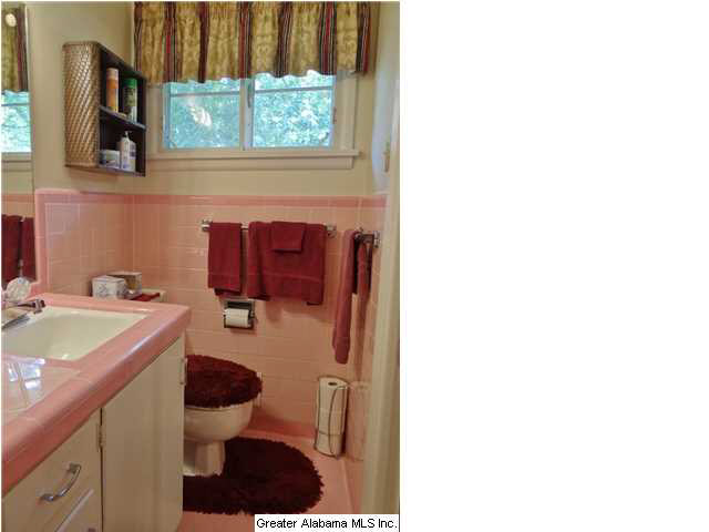 7101 Rowan Road Leeds, AL 35094 - Photo 22 of 31