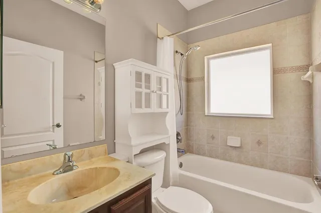 $2,400 | 20118 Bay Cedar Avenue, Tampa, FL 33647