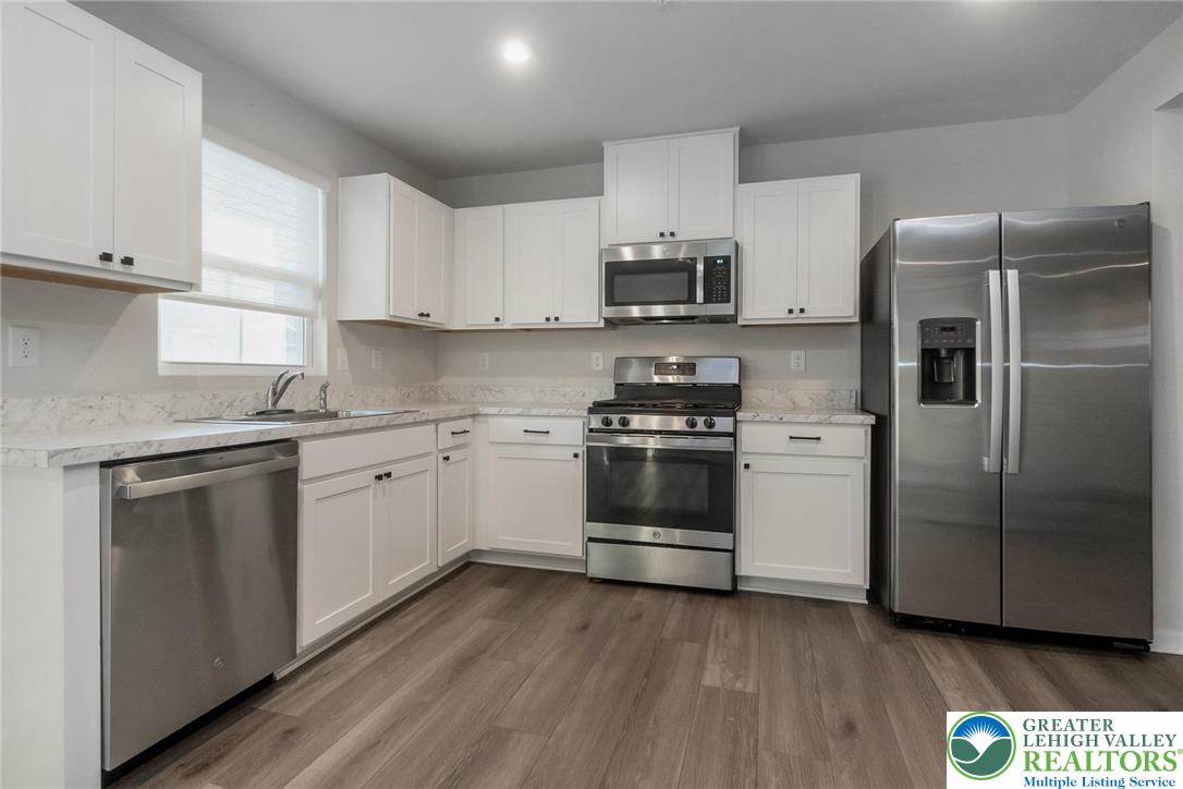 2142 Cross Country Road Northampton, PA 18067 - Photo 16 of 40